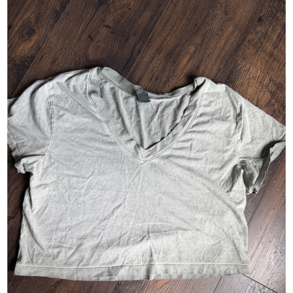 Wild Fable Womens Olive Green V-Neck Short Sleeve Crop Top Tee Size M 0010